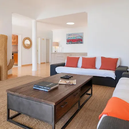 Vila Lanzahost Ona Costa Teguise